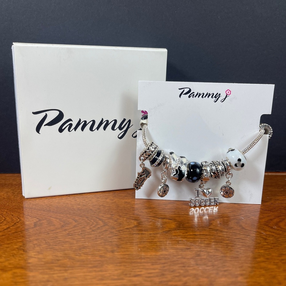 Pammy J Soccer‎ Charm Bracelet Silver Tone Heart Clasp New